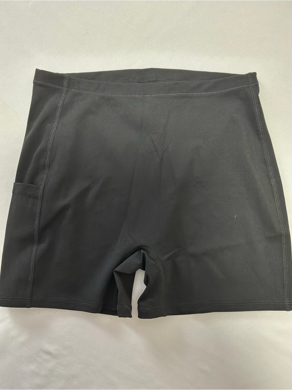 HALARA Black High-Rise Bike Shorts with Side Pocket